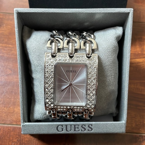Guess watch silver - Picture 1 of 5